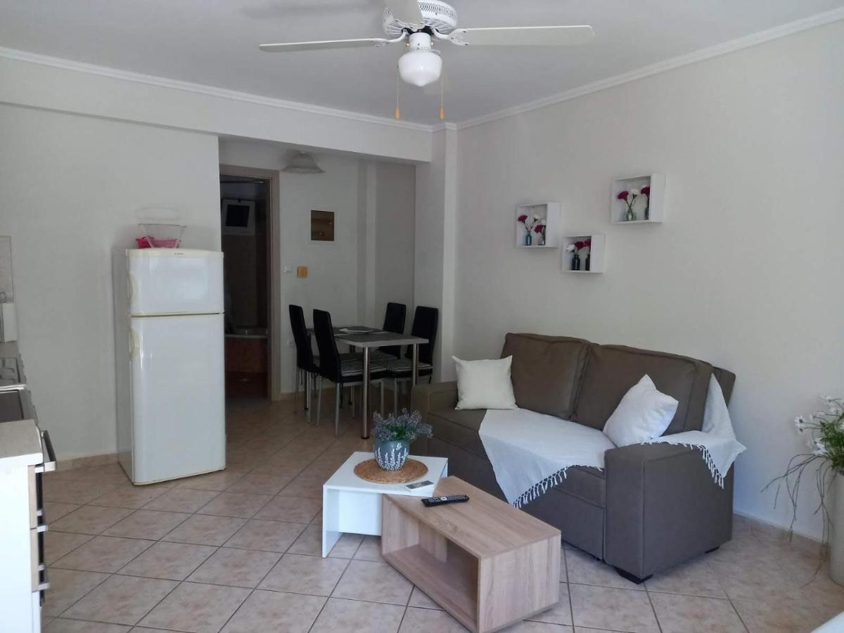 Peramos Apartments Néa Péramos エクステリア 写真